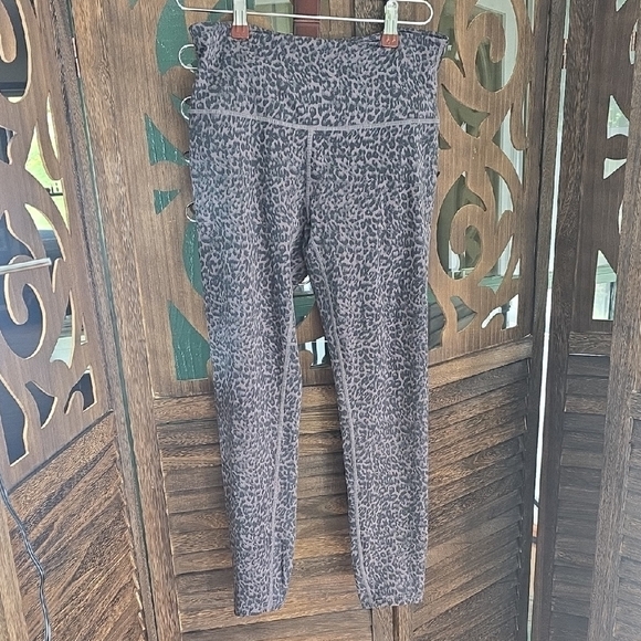 Varley Animal Print Leggings - Picture 3 of 5